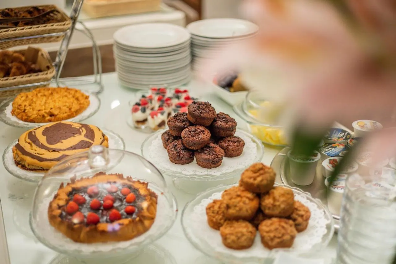 Hotel Degli Oleandri 시르미오네