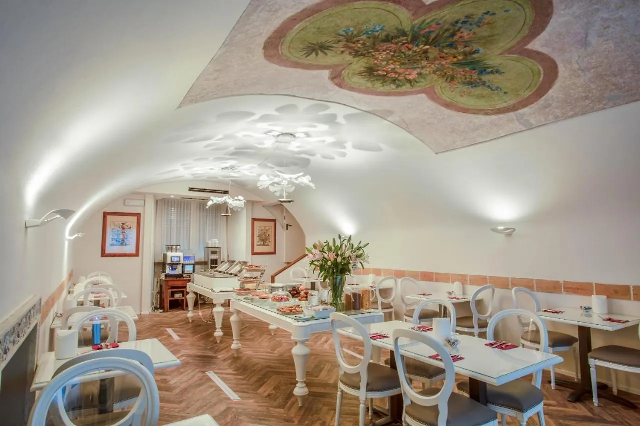 Hotel Degli Oleandri Sirmione 3*,  Włochy