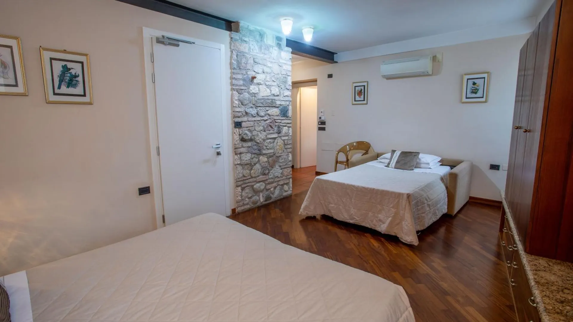 Hotel Degli Oleandri Sirmione 3*,  Italien