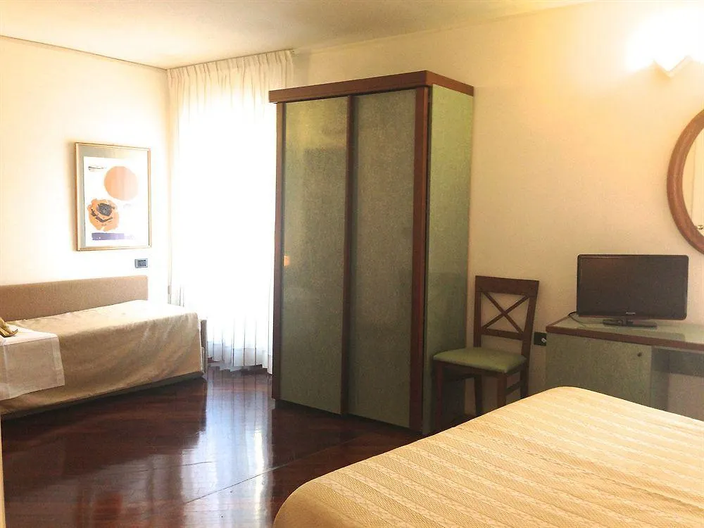 Hotel Degli Oleandri Sirmione