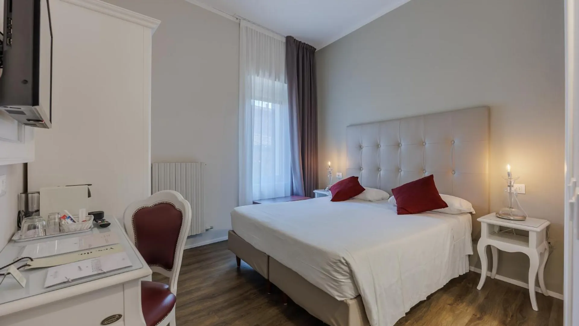 Hotel Degli Oleandri Sirmione