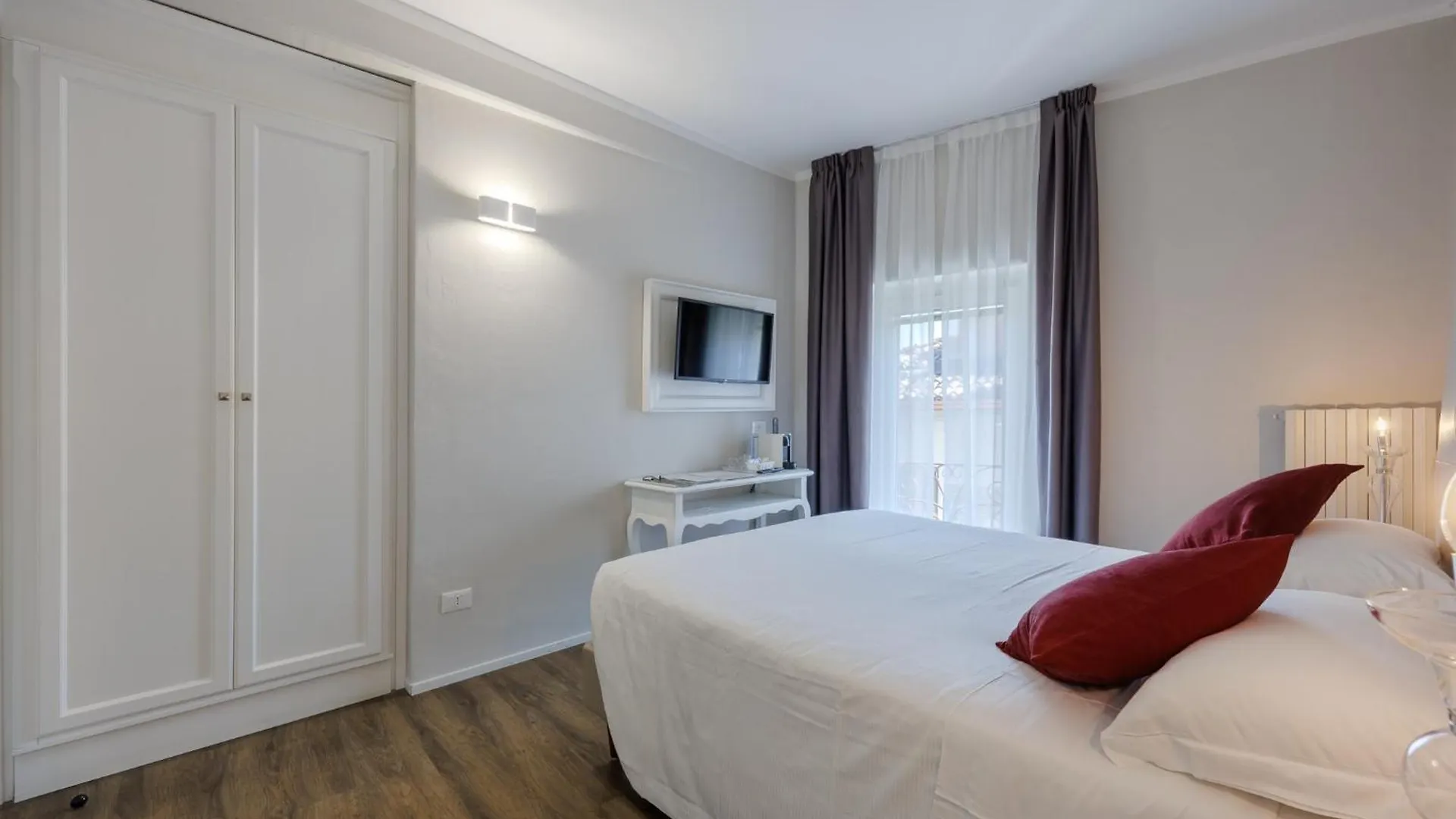 Hotel Degli Oleandri Sirmione
