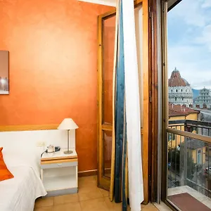 https://hotel-roma-pisa.it-tuscanyhotel.com